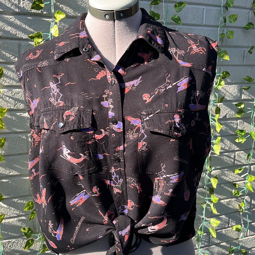 Insight Apocolypso Tie-Waist Top